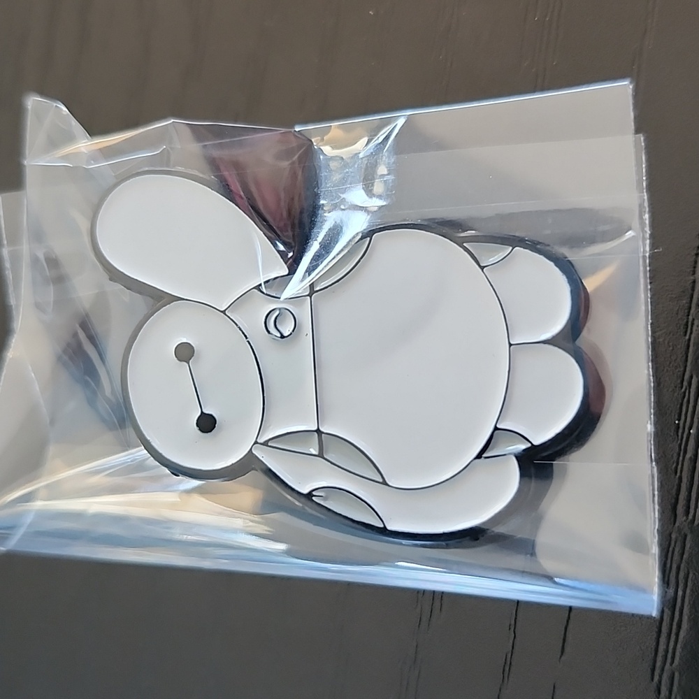 Disney's Big Hero 6 Baymax Inspired Enamel Pin - Picture 3 of 4
